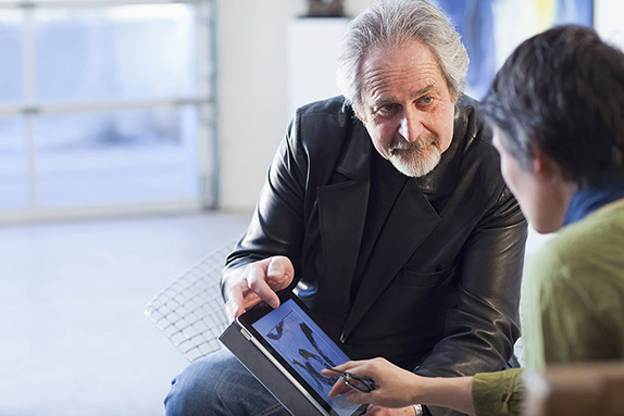 Online storytelling